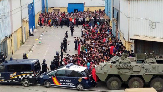 إسبانيا والمغرب يتفقان على إعادة أكثر من 700 قاصر من سبتة المحتلة