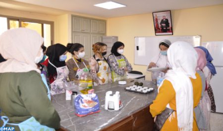المبادرة الوطنية بالفقيه بن صالح تحقق أحلام شابات قرويات في التكوين والشغل