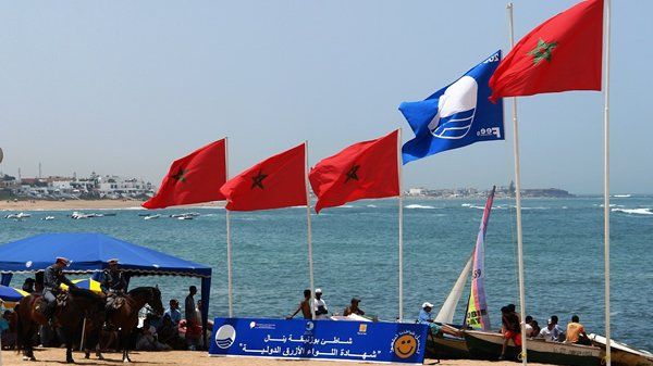 للسنة الخامسة عشرة على التوالي.. “اللواء الازرق” يرفرف بشاطئ بوزنيقة 