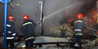 خلف احتراق 5 محلات.. السيطرة على حريق مهول بلافيراي بالدار البيضاء