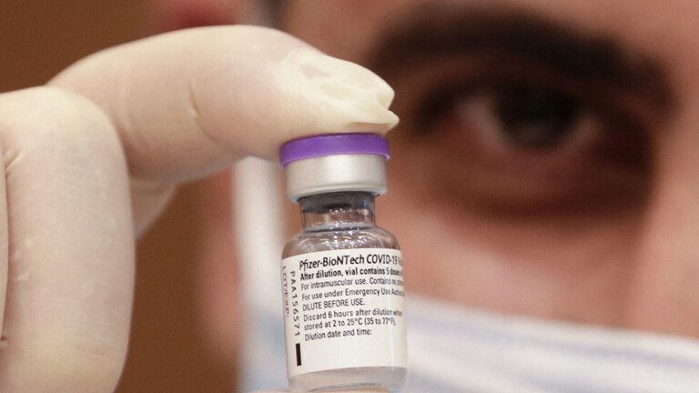 دراسة.. لقاح فايزر فعال ضد “أوميكرون”