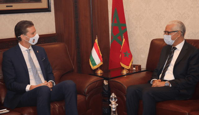 التشاور والتنسيق البرلماني محور لقاء العلمي وسفير المجر بالمغرب