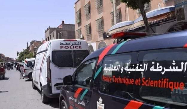 مؤلم.. مدير بنك يذبح نفسه من الوريد إلى الوريد بطنجة