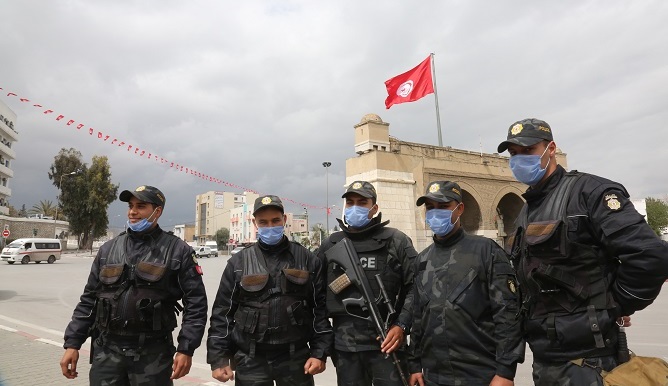 تونس.. تمديد حالة الطوارئ إلى متم 2022
