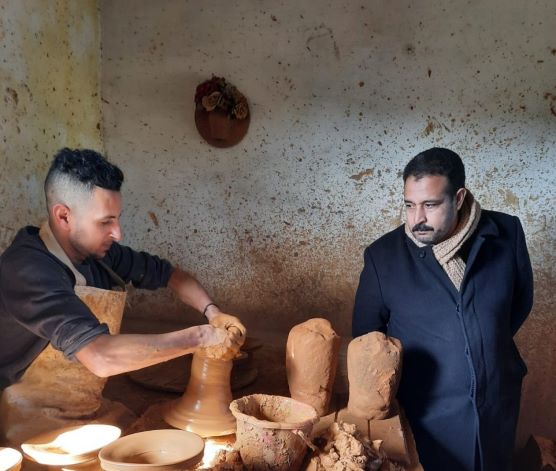 فخاريون في القصر الكبير يفاجئون وفد رئيس الغرفة بهذه المطالب