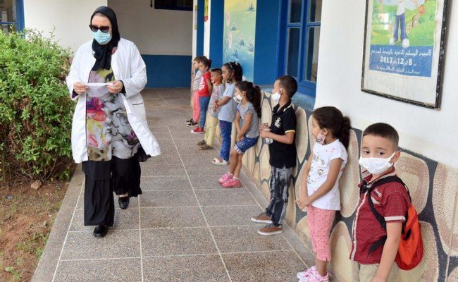 وزارة بنموسى تكشف عن عدد التلاميذ المصابين بكورونا