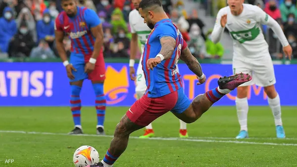 الليغا.. “الفار” ينقذ برشلونة من هزيمة أمام إلتشي