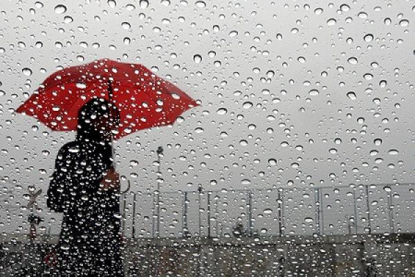 حالة الطقس.. نزول قطرات مطرية ورياح قوية في توقعات طقس الخميس