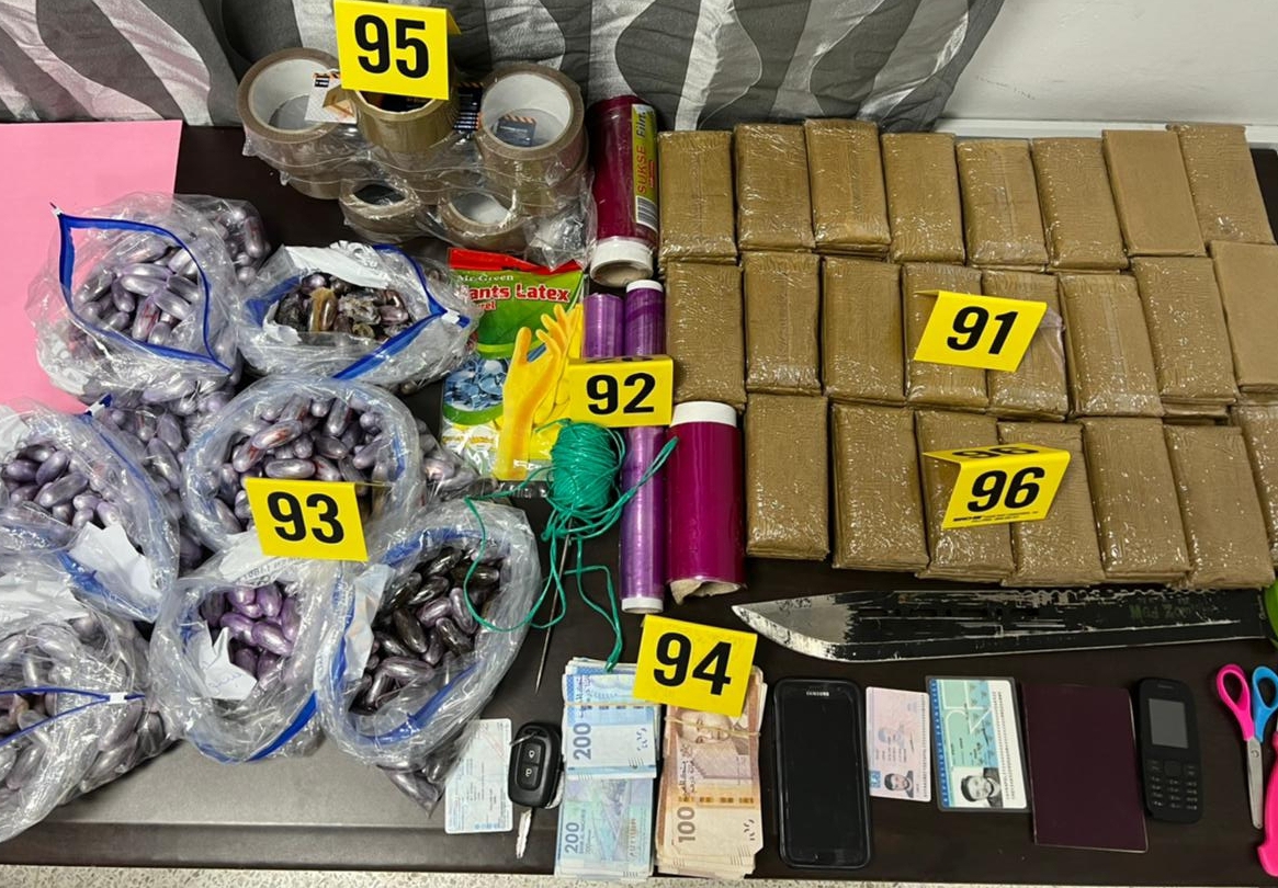 مارتيل.. كمية كبيرة من “الحشيش” تقود أربعيني إلى الاعتقال 