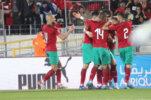 أمم إفريقيا.. المنتخب المغربي يدخل مباراة ليبيريا وعينه على النهائيات
