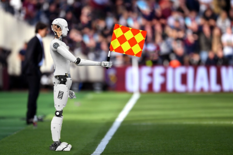 لأول مرة.. “روبوت رجل الخط” جاهز للتحكيم بمونديال قطر