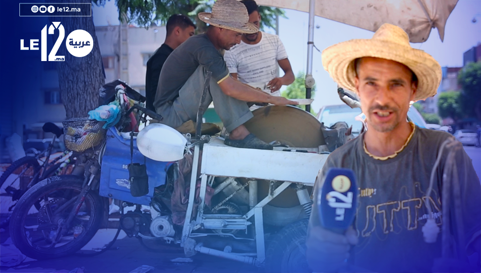 شاهد مغربي حول الموتور ديالو من وسيلة للتنقل إلى آلة شحذ سكاكين مناسبة العيد