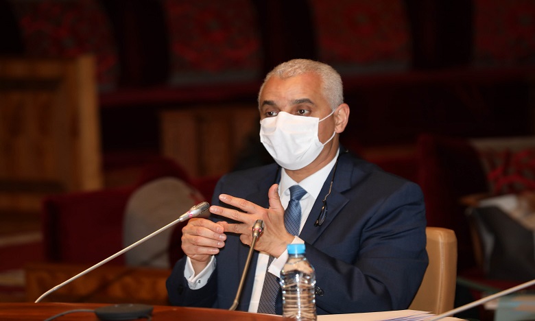 آيت الطالب يواصل جولات الحوار الاجتماعي