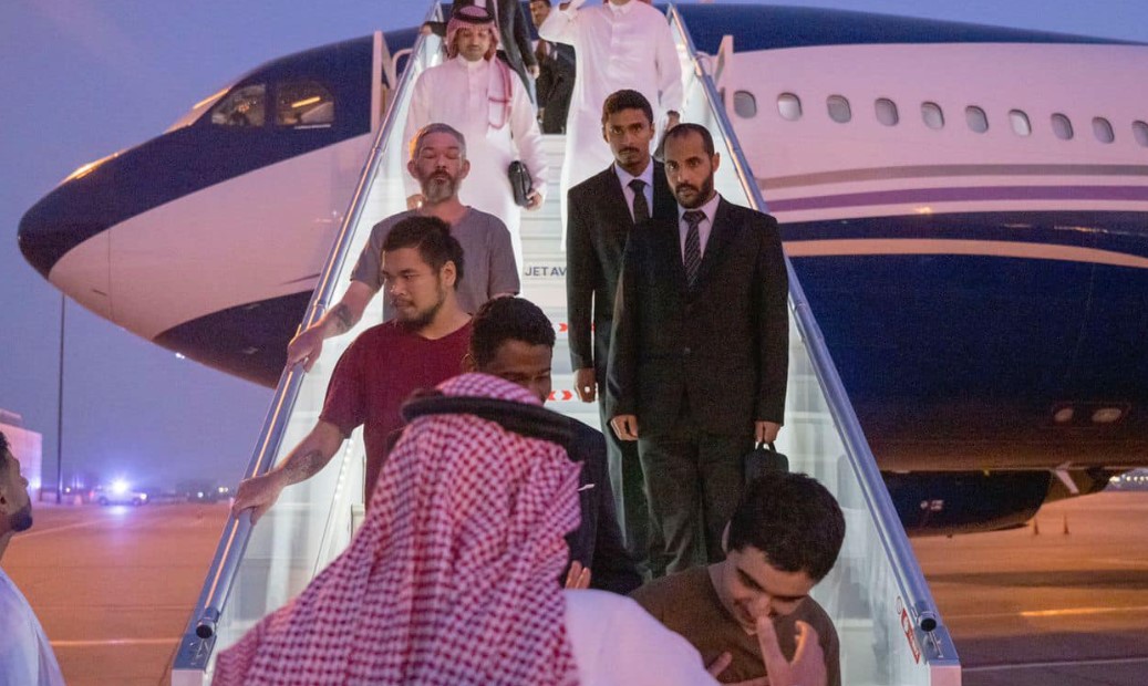 المغربي سعدون يصل الى السعودية وفرحة الإفراج عنه تعم المغاربة