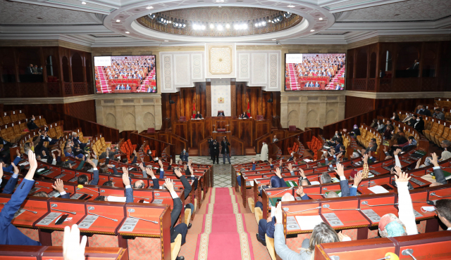 مجلس النواب يصادق على قانون الإنتاج الذاتي للطاقة الكهربائية