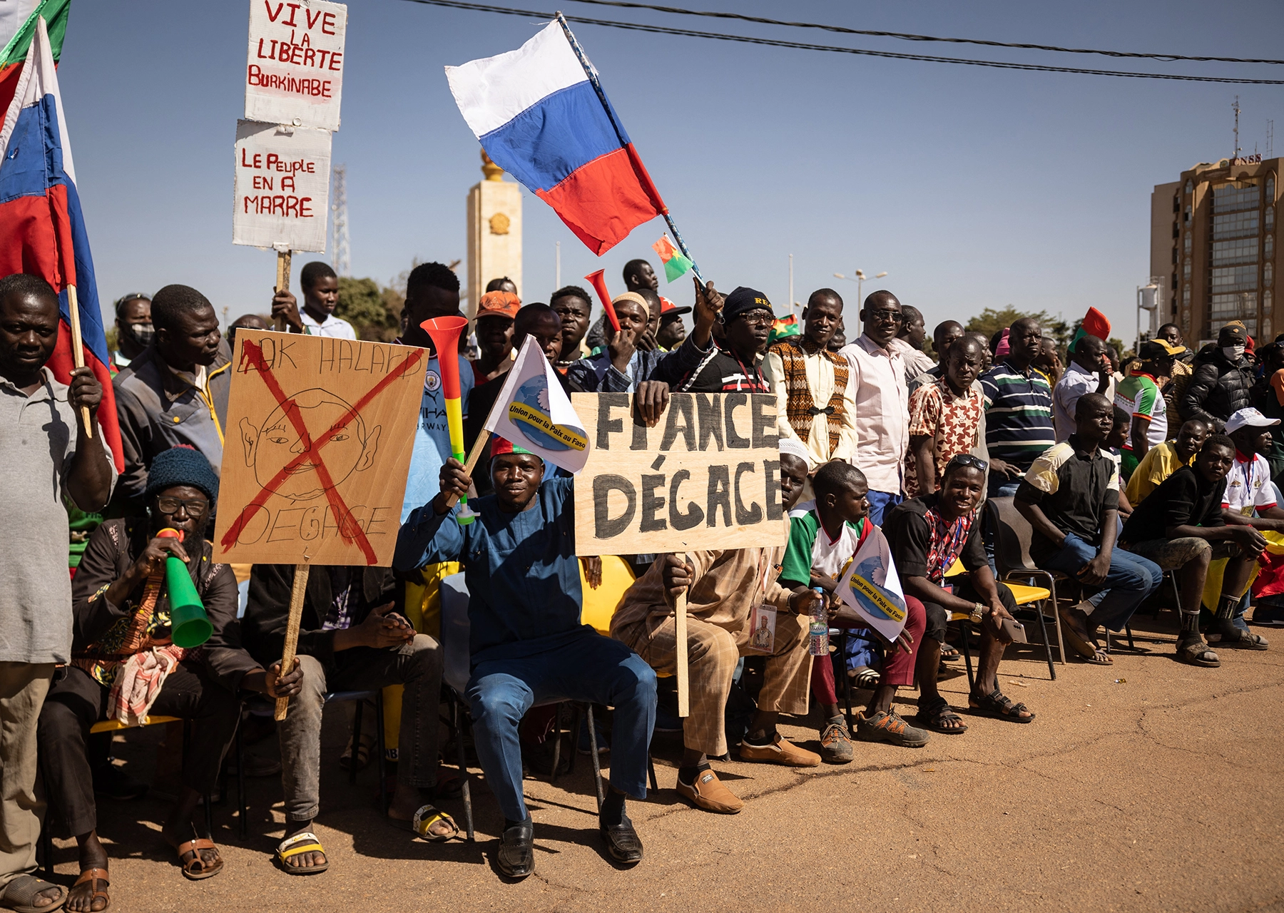 بوركينافاسو تطالب برحيل القوات الفرنسية من البلاد في غضون شهر