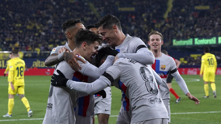 الليغا.. برشلونة يعود بفوز ثمين من ملعب فياريال