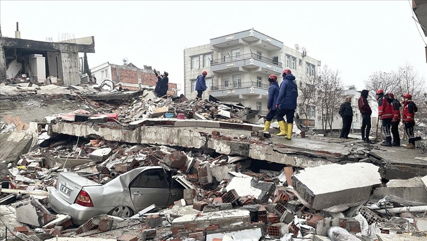 زلزال تركيا.. ارتفاع حصيلة الضحايا إلى أزيد من 20 ألف قتيـ.ـل 