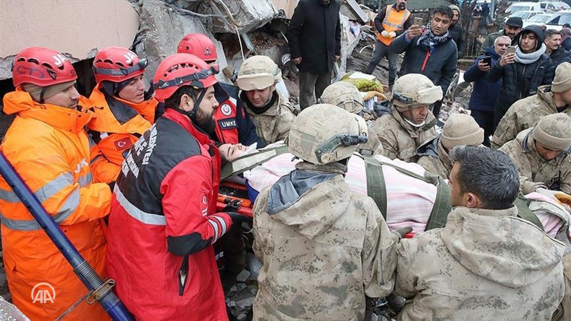 بايتاس.. وفاة 4 مغاربة في زلزال تركيا
