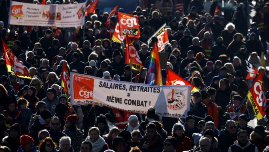 فرنسا. إضراب ثالث ضد سياسة الرئيس ماكرون يشل البلاد