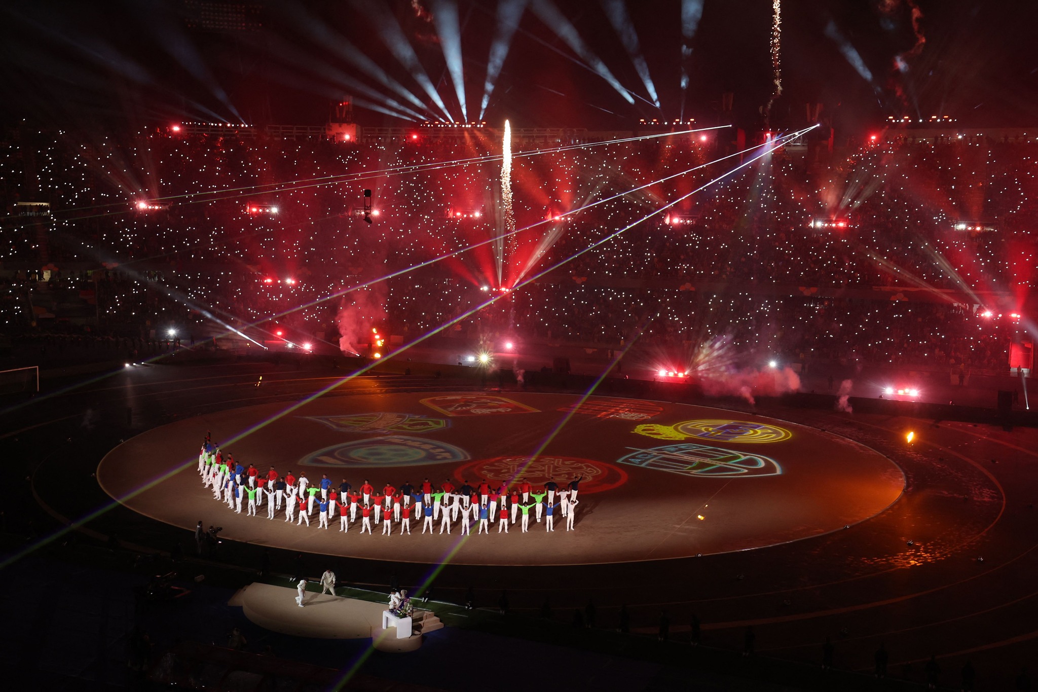 شاهد .. المغرب يبهر بحفل إفتتاح أسطوري في كأس العالم للأندية