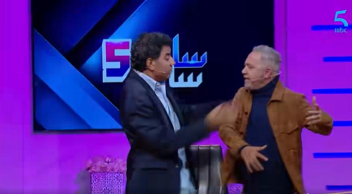 ممعاهش الضحك.. الممثل رفيق بوبكر يرسل مراد العشابي للمستعجلات
