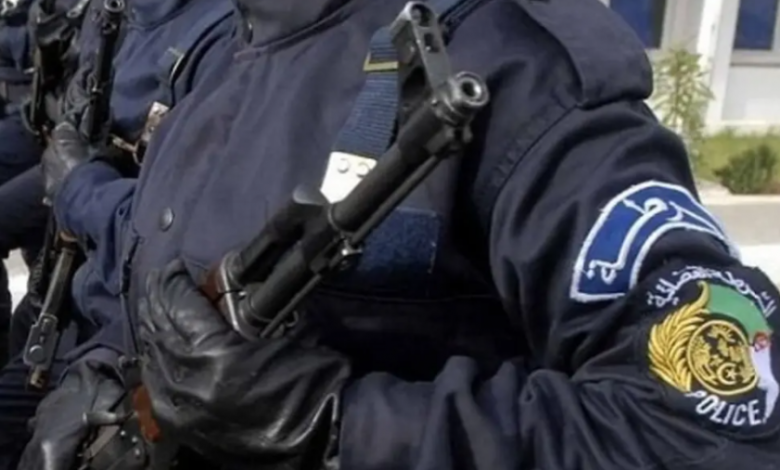 شرطي جزائري يطلق النار على ثلاثة من زملائه قبل أن ينهي حياته