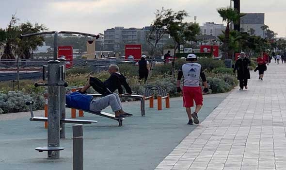 استطلاع يشرّح أسباب “عزوف” المغاربة على حضور الأنشطة الرياضية
