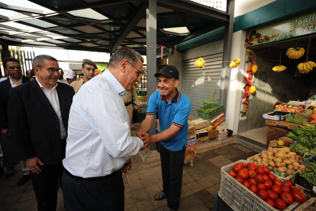 أخنوش يتفقد مشاريع أكادير. قال: “المدينة تتطور وفق ما يريده لها سيدنا”