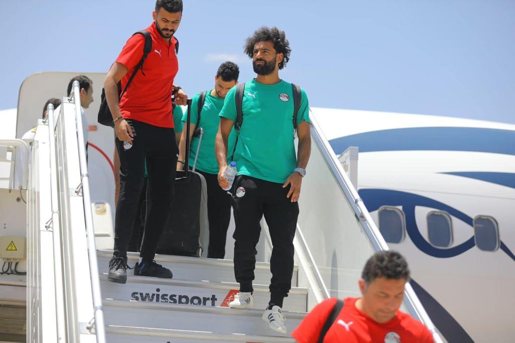 نصف لاعبي الأهلي غادروا الدار البيضاء إلى مراكش ومحمد صلاح يلتحق بهم