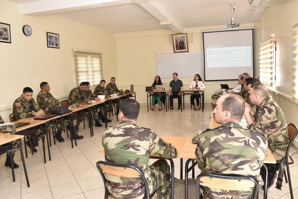 فريق الشؤون العامة بالسفارة الأمريكية يشارك في دورة تدريبية تحضيرية لمناورات الأسد الأفريقي