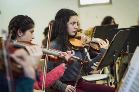 حكومة أخنوش تقرر الزيادة في تعويضات المدرسين بالمعاهد الموسيقية