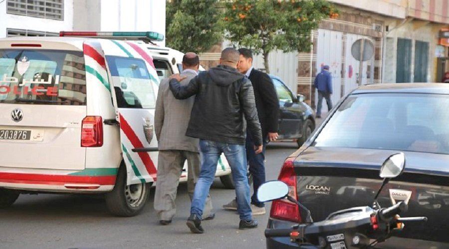 الإبتـ.ـزاز والرشوة .. إيقاف مفتش شرطة ممتاز بالحسيمة