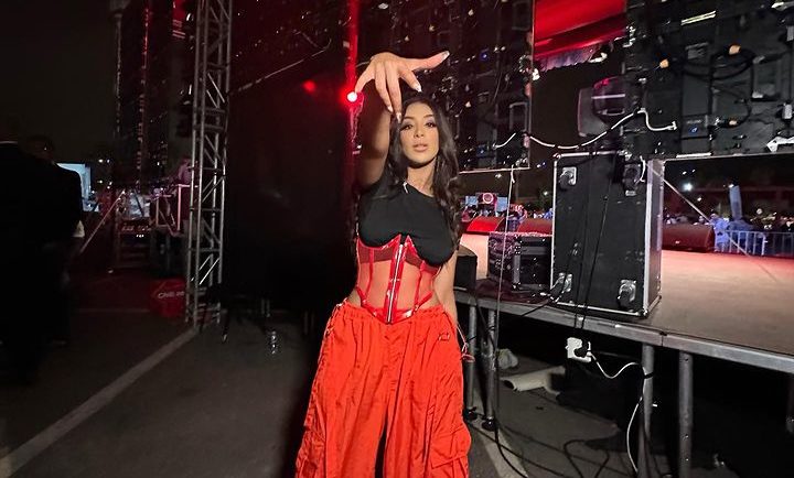 ماريا نديم تتلقى انتقادات قوية بسبب إطلالتها الجريئة في حفلتها الأخيرة (صور)