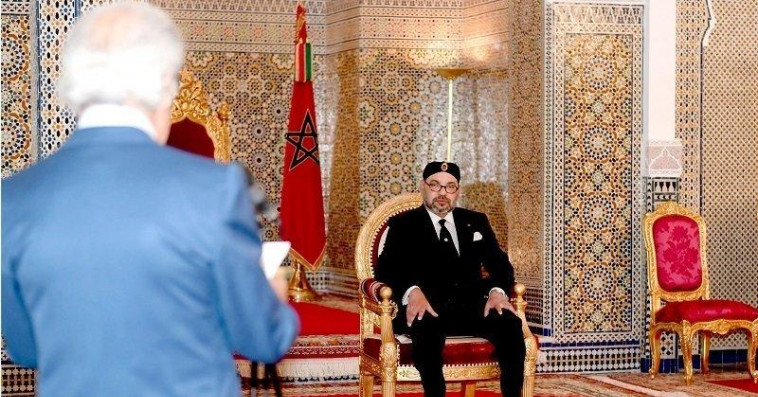 الملك يستقبل والي بنك المغرب
