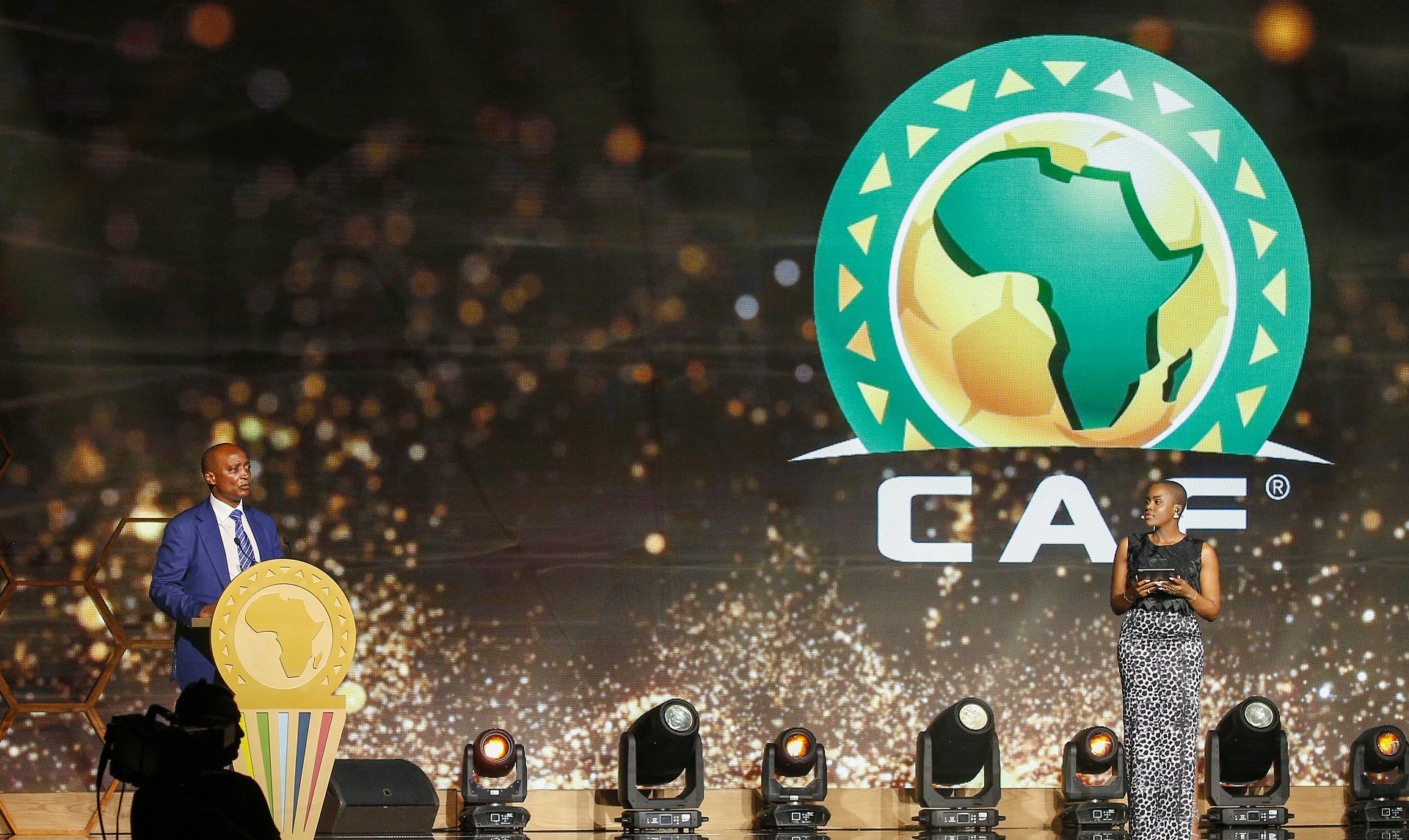 الكاف يعلن مواعيد مباريات نهائي أبطال إفريقيا وكأس الكونفدرالية