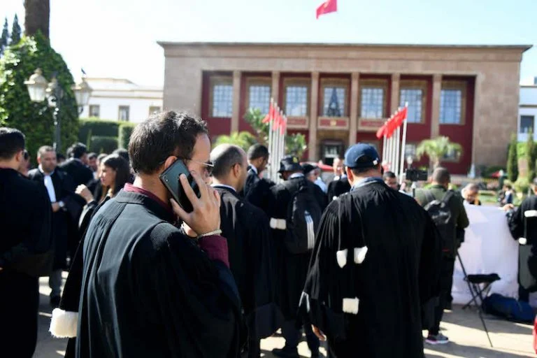 الزلـ.ـزال يؤجل إمتحانات المحاماة