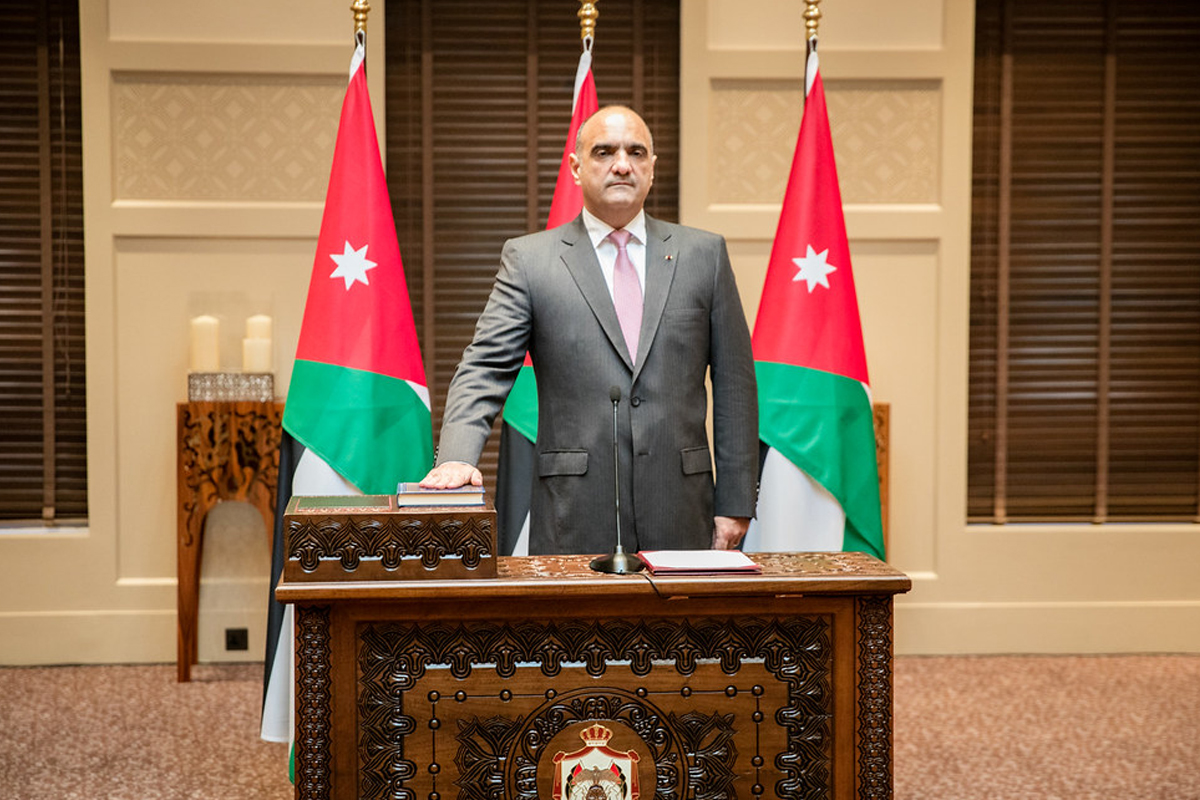 إستقالة أعضاء الحكومة الأردنية