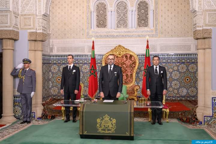 الملك.. الواجهة الأطلسية هي بوابة المغرب نحو إفريقيا