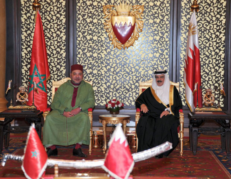 جلالة الملك يهنئ ملك مملكة البحرين بمناسبة احتفال بلاده بعيدها الوطني