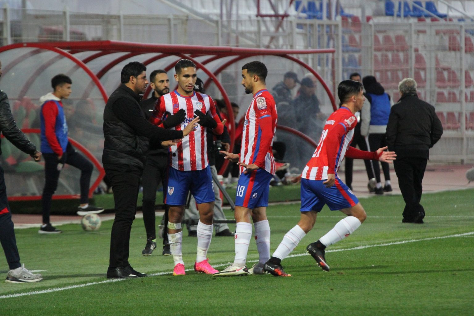 هزيمة المغرب التطواني تعجل برحيل المدرب محمد الإسماعيلي العلوي
