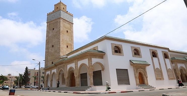 مساجد مغلقة تساءل وزير الأوقاف. البام: 40 مسجداً ينضاف سنويا إلى عدد المساجد المغلقة