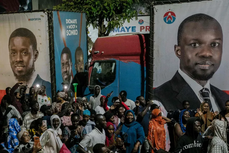 من الأسر إلى القصر.  من يكون بصيرو ديو ماي فاي الرئيس السنغالي الجديد؟