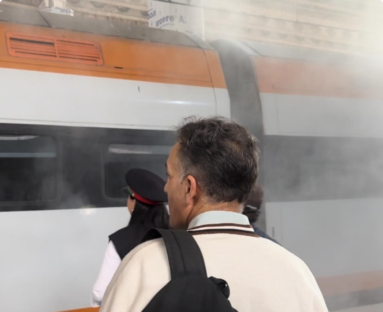 “العافية”.. تربك رحلة سير قطار القنيطرة-الدار البيضاء الميناء (فيديو)