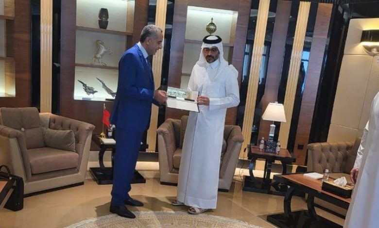 الدوحة.. حموشي يتباحث مع مدير جهاز “أمن الدولة” القطري