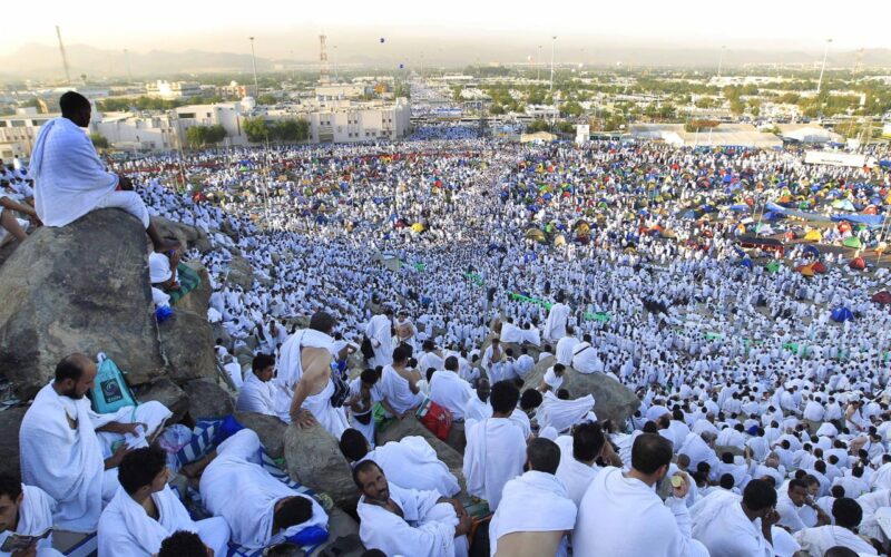هام للحجاج المغاربة.. السعودية تشدد إجراءات الحج وتلوّح بغرامات مالية ضخمة هام للحجاج المغاربة.. السعودية تشدد إجراءات الحج وتلوّح بغرامات مالية ضخمة