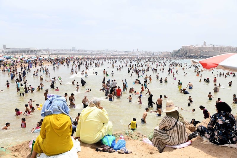 تقرير.. 5 شواطئ مغربية غير صالحة للسباحة وغير مطابقة لمعايير الجودة