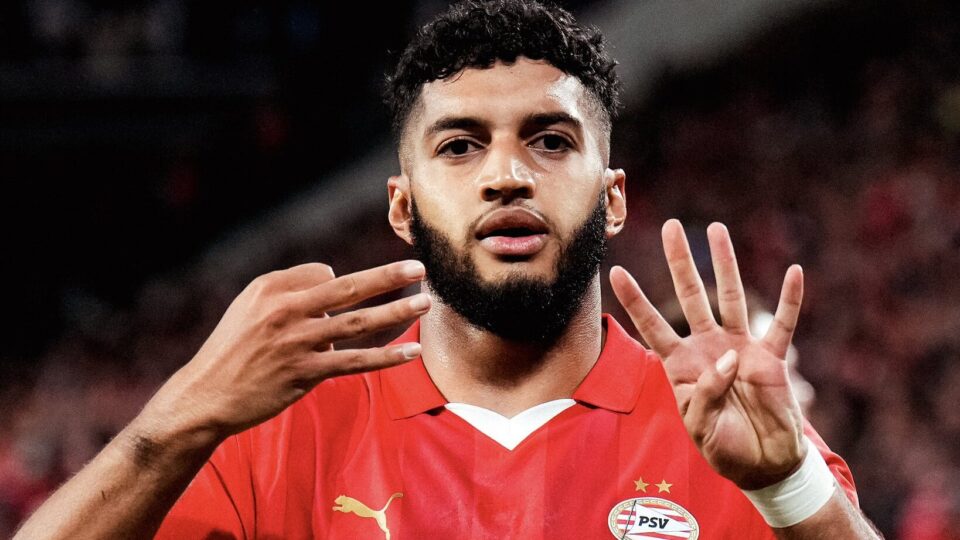 بهدفين.. الصيباري يقود إيندهوفن لصدارة الدوري