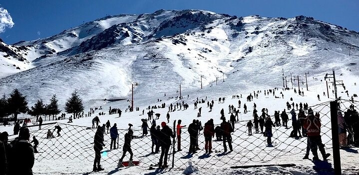 عودة الزوار إلى محطة أوكايمدن مع أولى التساقطات الثلجية