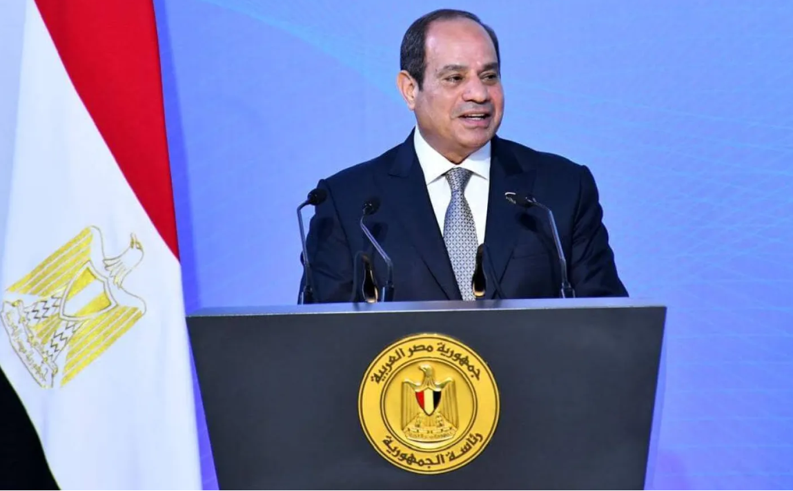 السيسي للمصريين: يجب أن نكون منتبهين ويقظين جدا.. حافظوا على بلدكم